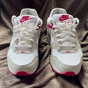 Nike Air Max Correlate Size 9.5